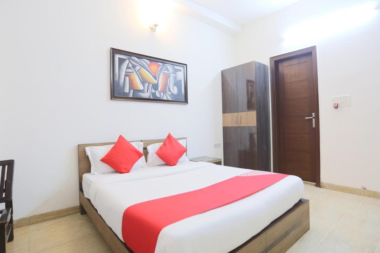 OYO 72519 Meera Bhawan Hotel Vrindavan Bagian luar foto
